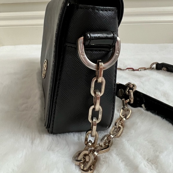 Authentic Tory Burch Saffiano Leather Crossbody Clutch - Picture 9 of 11